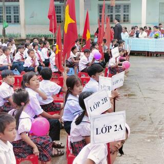 <a href="/tin-tuc-su-kien/thong-tin-kinh-te-chinh-tri-xa-hoi" title="Thông tin Kinh Tế - Chính Trị - Xã Hội" rel="dofollow">Kinh tế - Chính trị - Xã Hội</a>